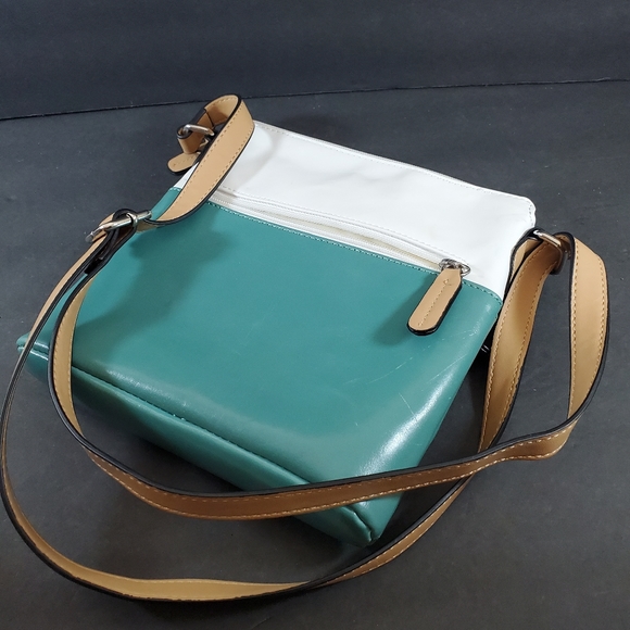 Giani Bernini Glazed Leather Crossbody Bag - Picture 4 of 12